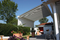 Markise schwarz weiß…